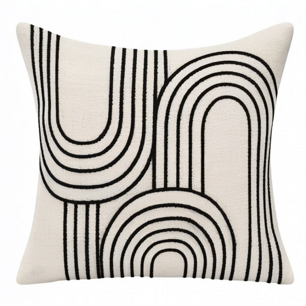 Cojín decorativo 45 x 45 cm de tejido beige y negro con relieve geométrico para sofá