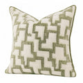 Cojín decorativo cuadrado 45 cm de tejido verde y beige con relieve geométrico