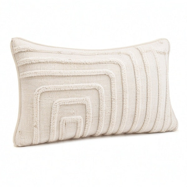 Cojín decorativo rectangular 50 x 30 cm de tejido beige con relieve geométrico
