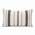 Cojín lumbar 50 x 30 cm de tejido beige y negro decorativo de rayas